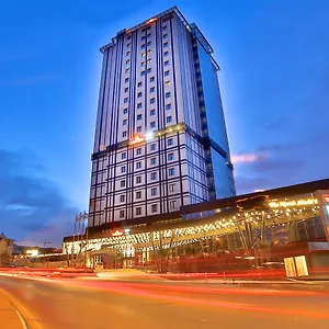 Tryp By Wyndham Basin Ekspres ***** Estambul