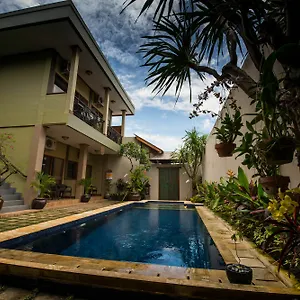 https://lemongrass-cottages.hotelsseminyak.net